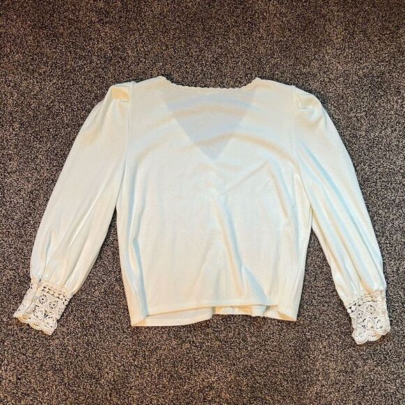 Maurices Shirt‎ Women's XL Ivory White Button-Up Sleeve V-Neck Top - Picture 5 of 6